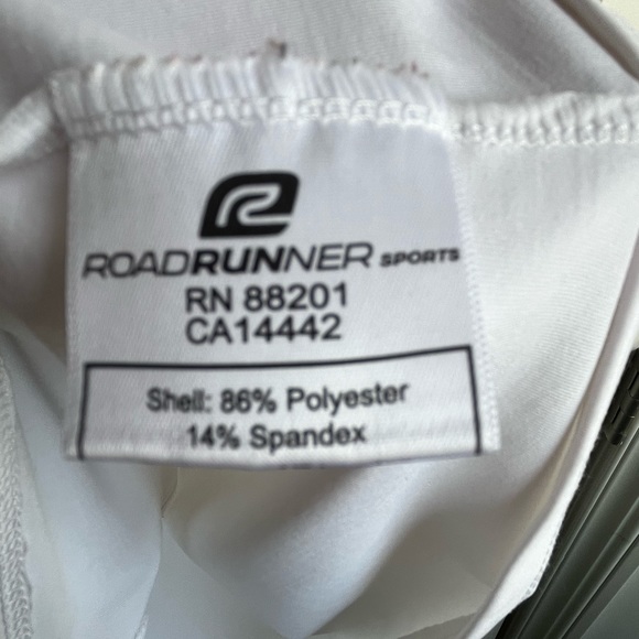 LAST CHANCE - Road runner sports Velocity tank top in white size S - Picture 4 of 7